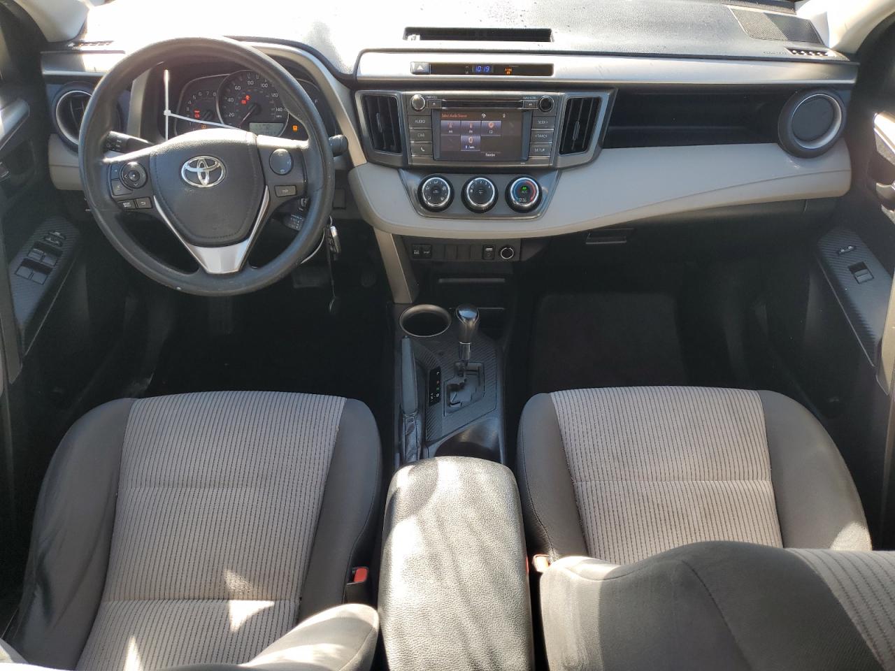 2015 Toyota Rav4 Le VIN: 2T3BFREVXFW272365 Lot: 84657965