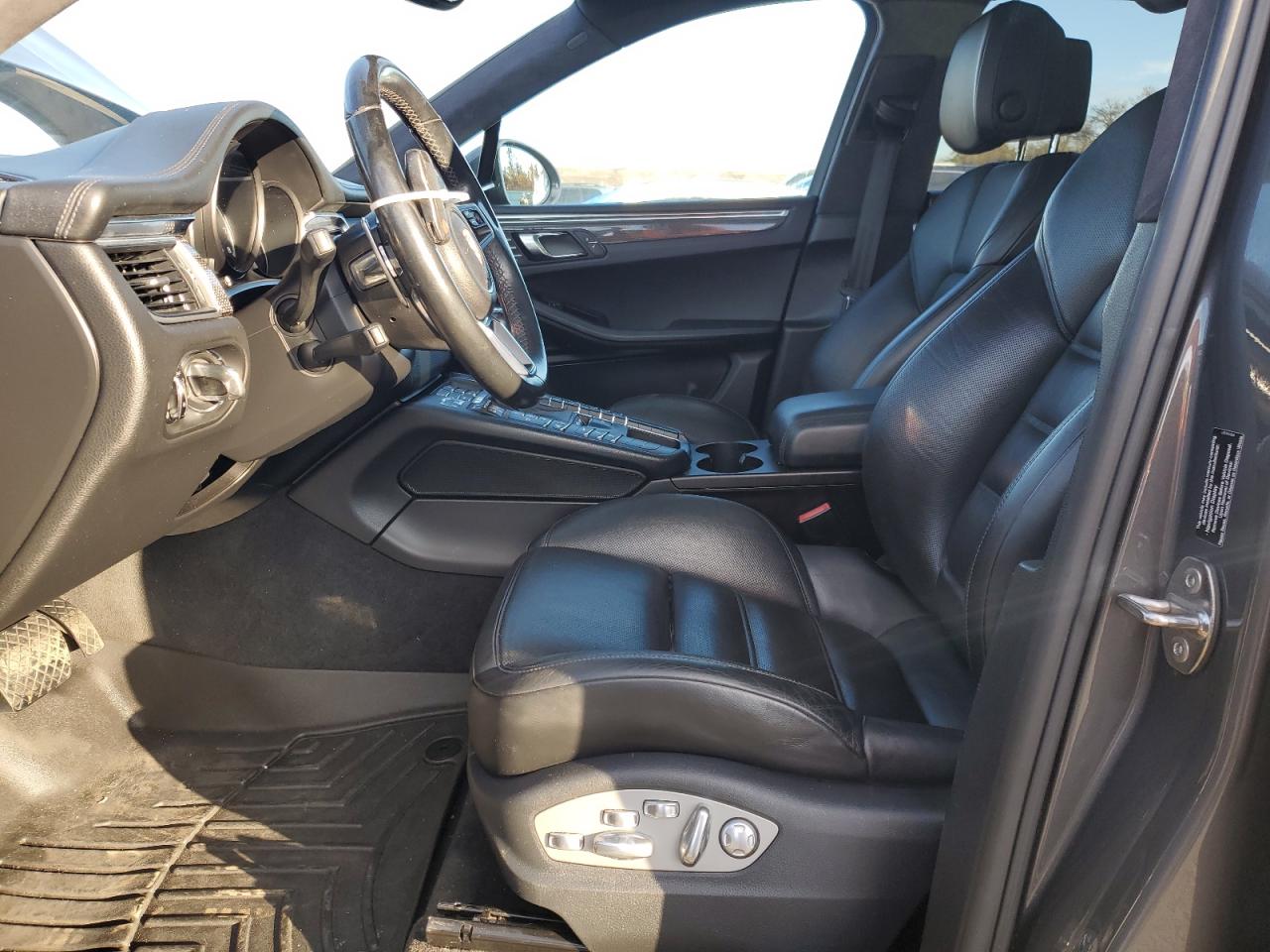 2015 Porsche Macan Turbo VIN: WP1AF2A57FLB48547 Lot: 89650365