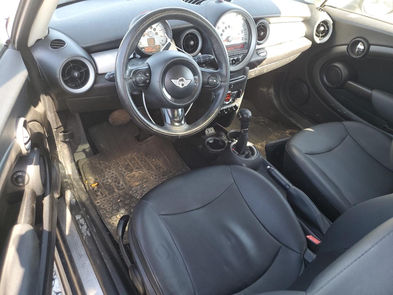 2013 Mini Cooper VIN: WMWSU3C5XDT689844 Lot: 85484215