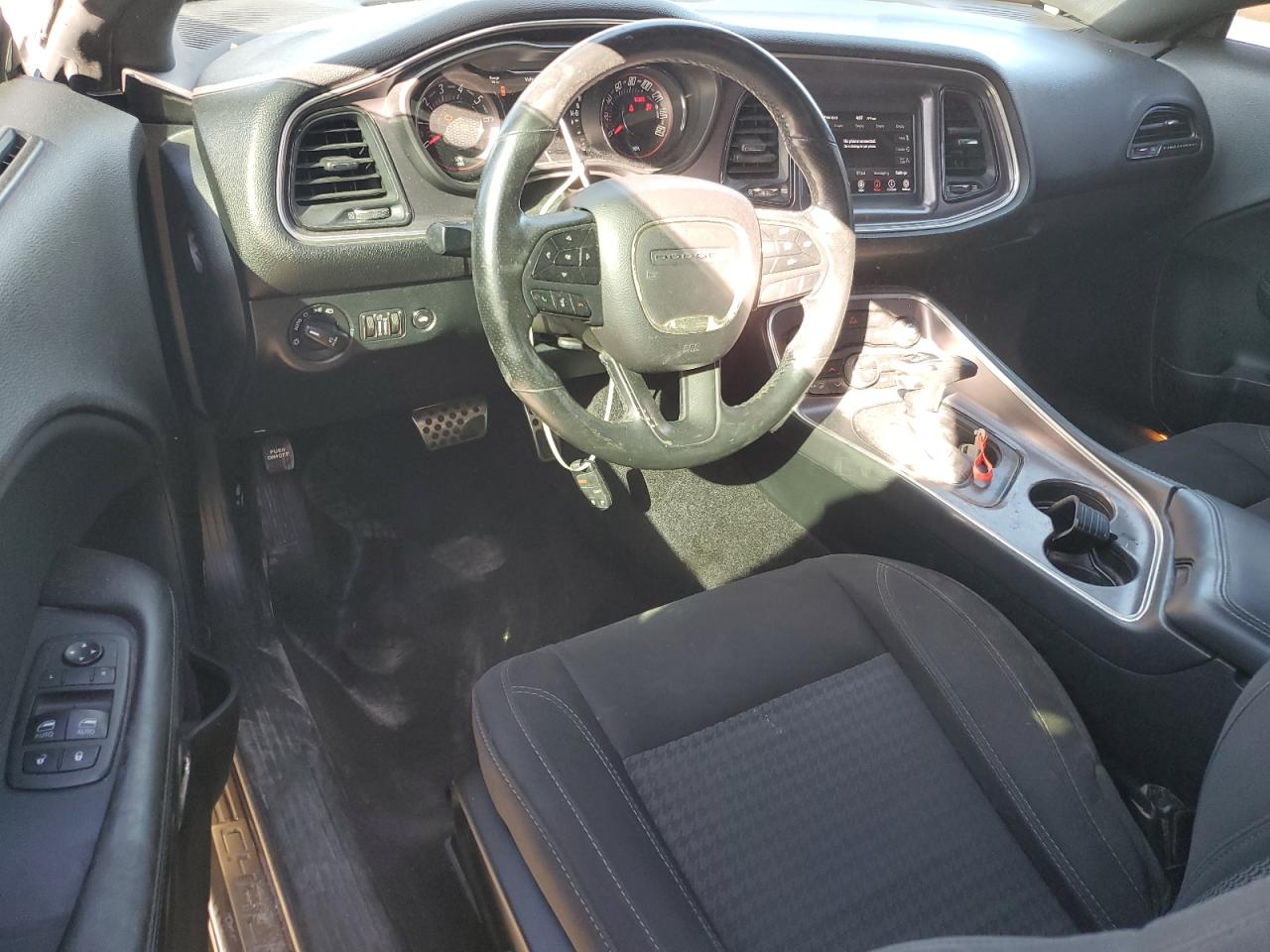 2018 Dodge Challenger Sxt VIN: 2C3CDZAG9JH216934 Lot: 82554805