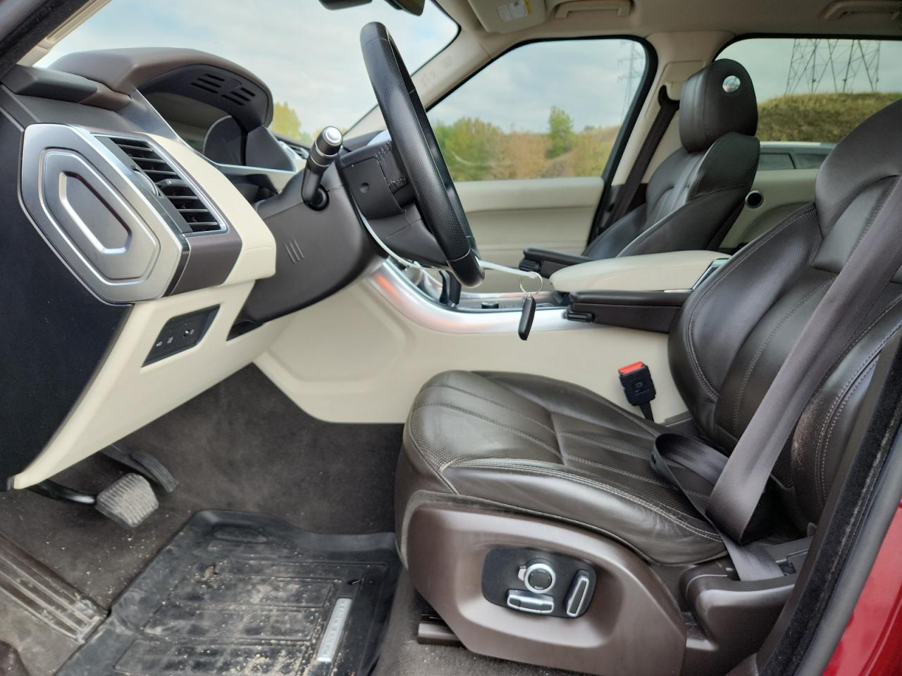 2017 Land Rover Range Rover Sport Hse VIN: SALWR2FV0HA153250 Lot: 85003285