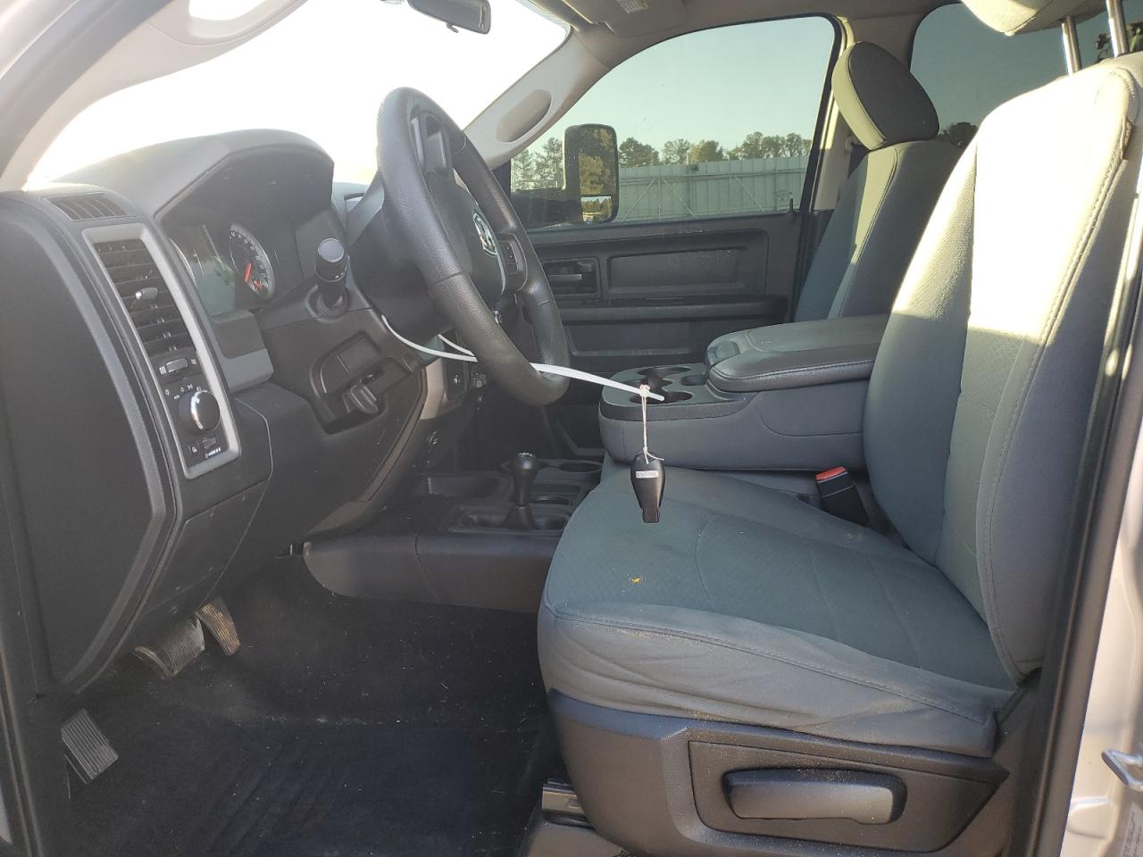 2015 Ram 2500 St VIN: 3C6UR5CJ0FG668093 Lot: 82004105