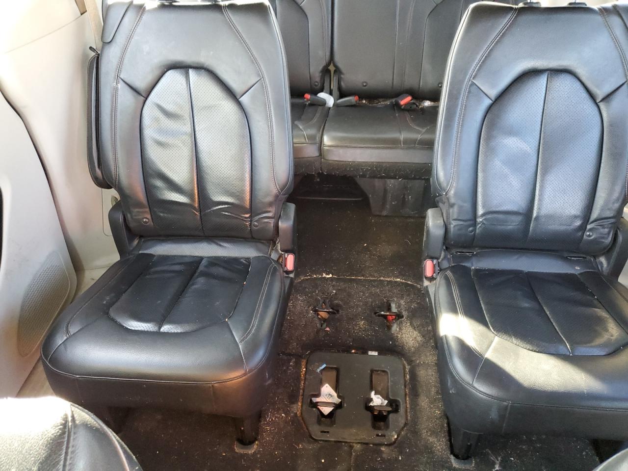 2018 Chrysler Pacifica Touring L VIN: 2C4RC1BG9JR227418 Lot: 89510945