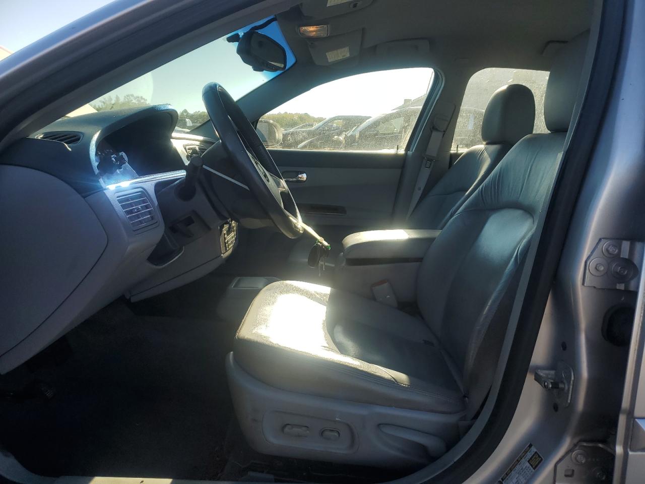 2005 Buick Lacrosse Cxl VIN: 2G4WD562851248444 Lot: 85888255
