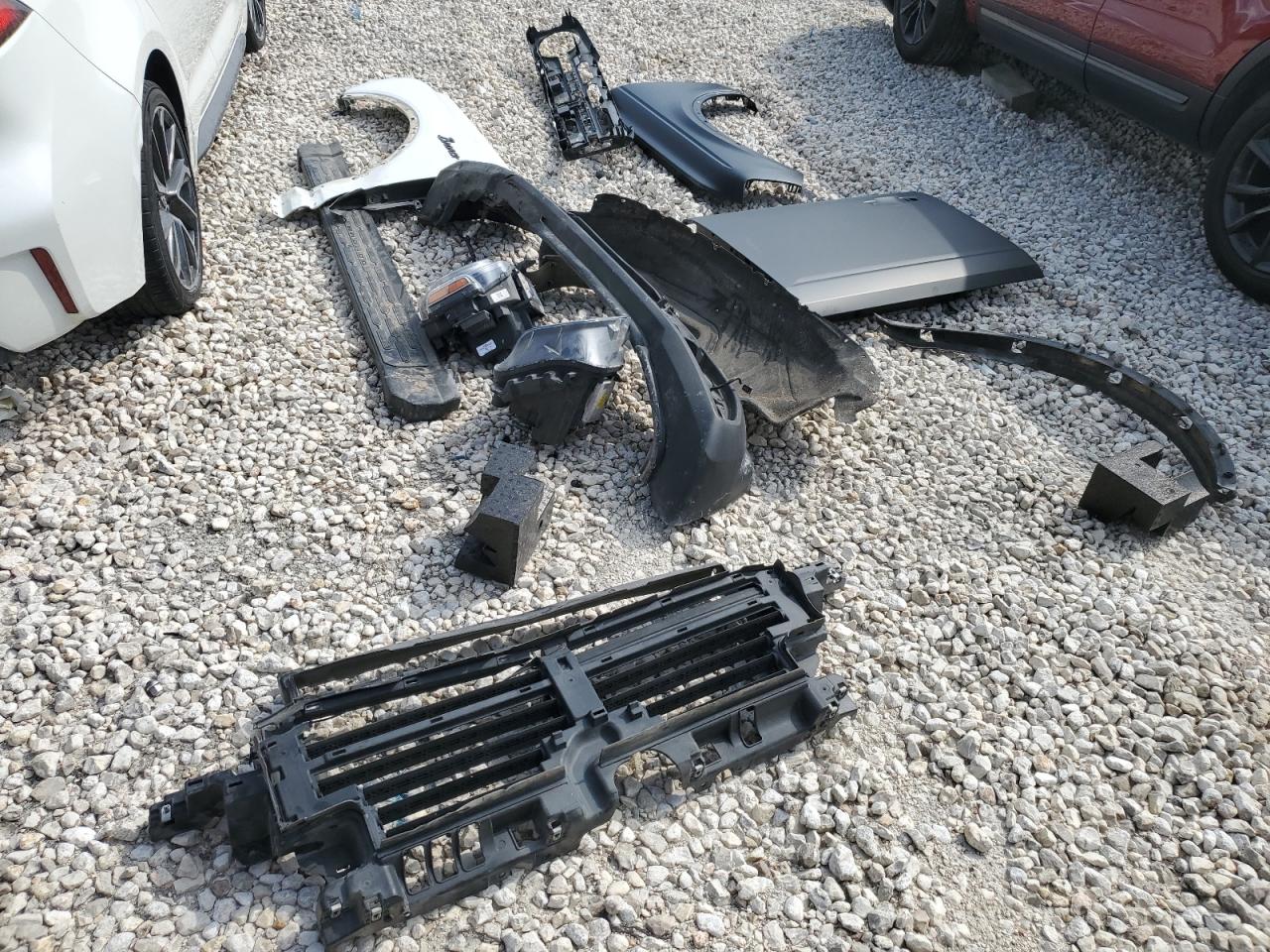 2023 Ford Bronco Base VIN: 1FMEE5BP1PLB84612 Lot: 87255785