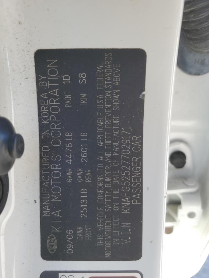 2007 Kia Rondo Base VIN: KNAFG525277029171 Lot: 87104045