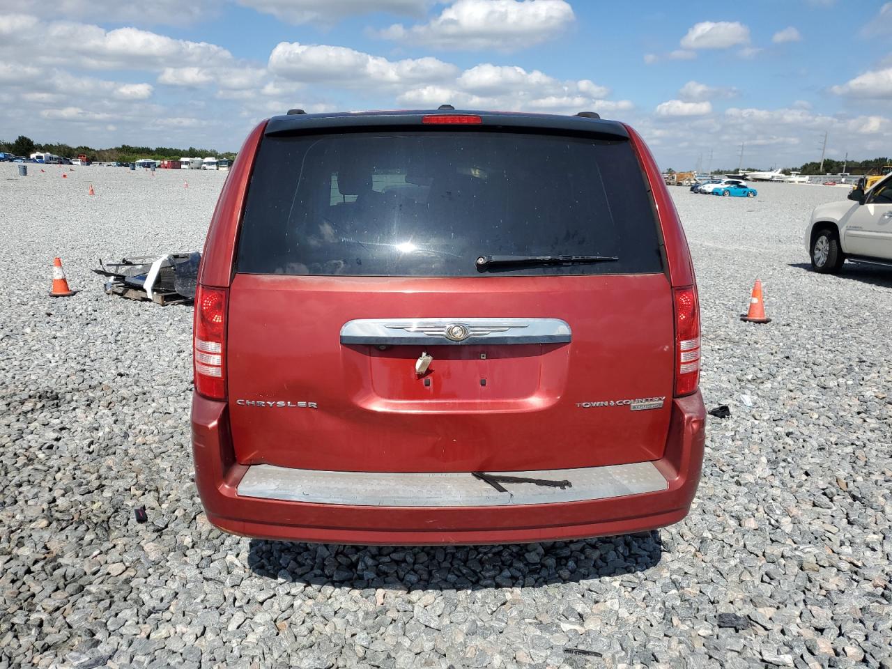 2009 Chrysler Town & Country Touring VIN: 2A8HR54139R631796 Lot: 90316135