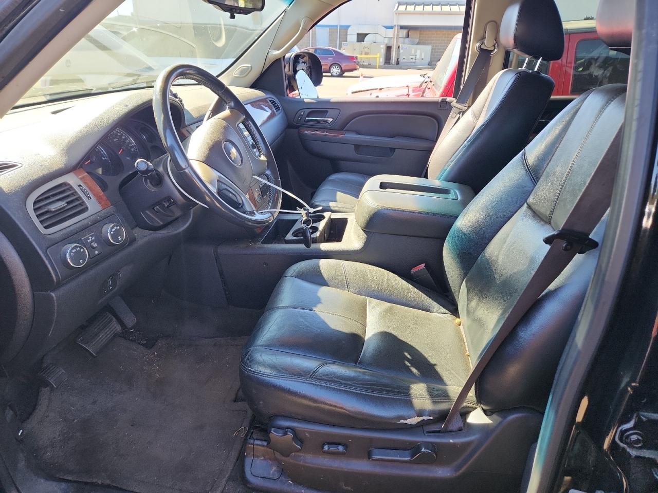 2011 Chevrolet Suburban K1500 Lt VIN: 1GNSKJE38BR362241 Lot: 82278595