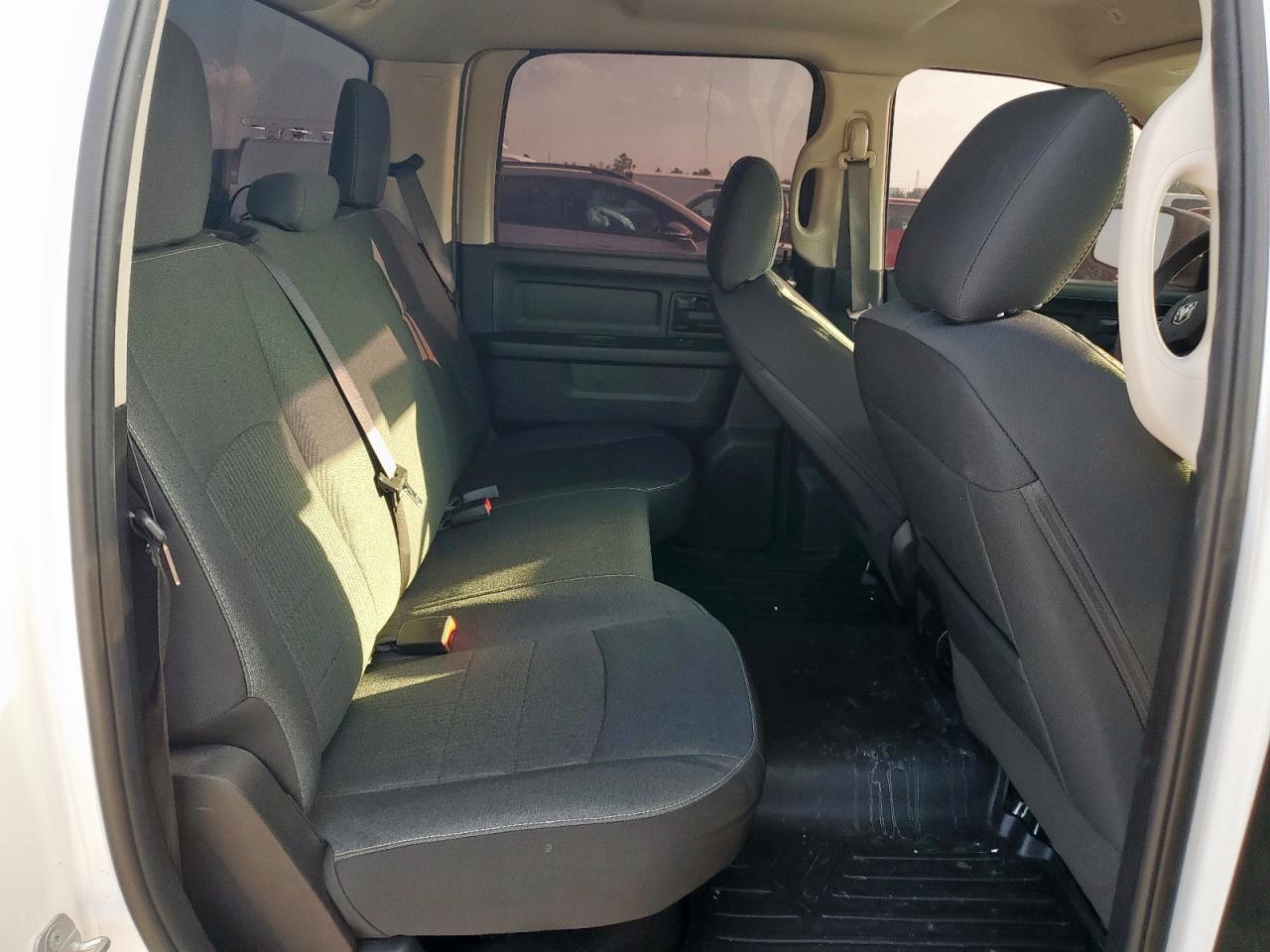 2022 Ram 1500 Classic Tradesman VIN: 3C6RR6KT2NG172984 Lot: 81942225