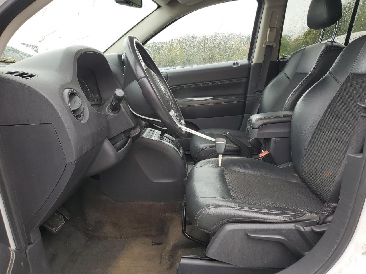 2017 Jeep Compass Latitude VIN: 1C4NJDEB7HD190937 Lot: 86790935