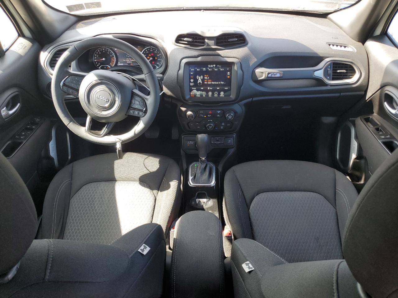 2021 Jeep Renegade Latitude VIN: ZACNJDB16MPM52855 Lot: 82226705