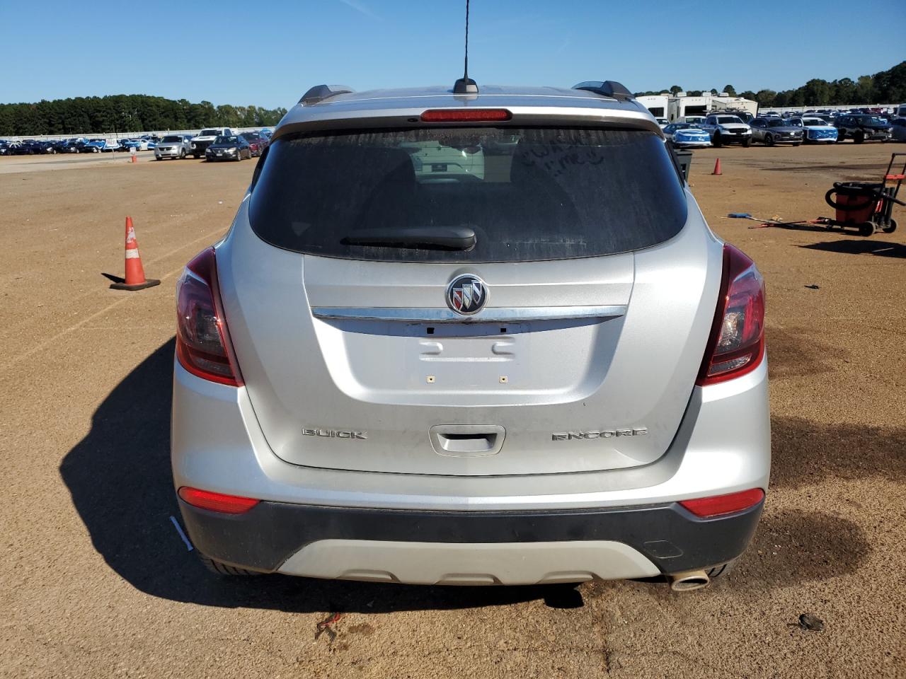 2018 Buick Encore Preferred VIN: KL4CJASB1JB521615 Lot: 89720275