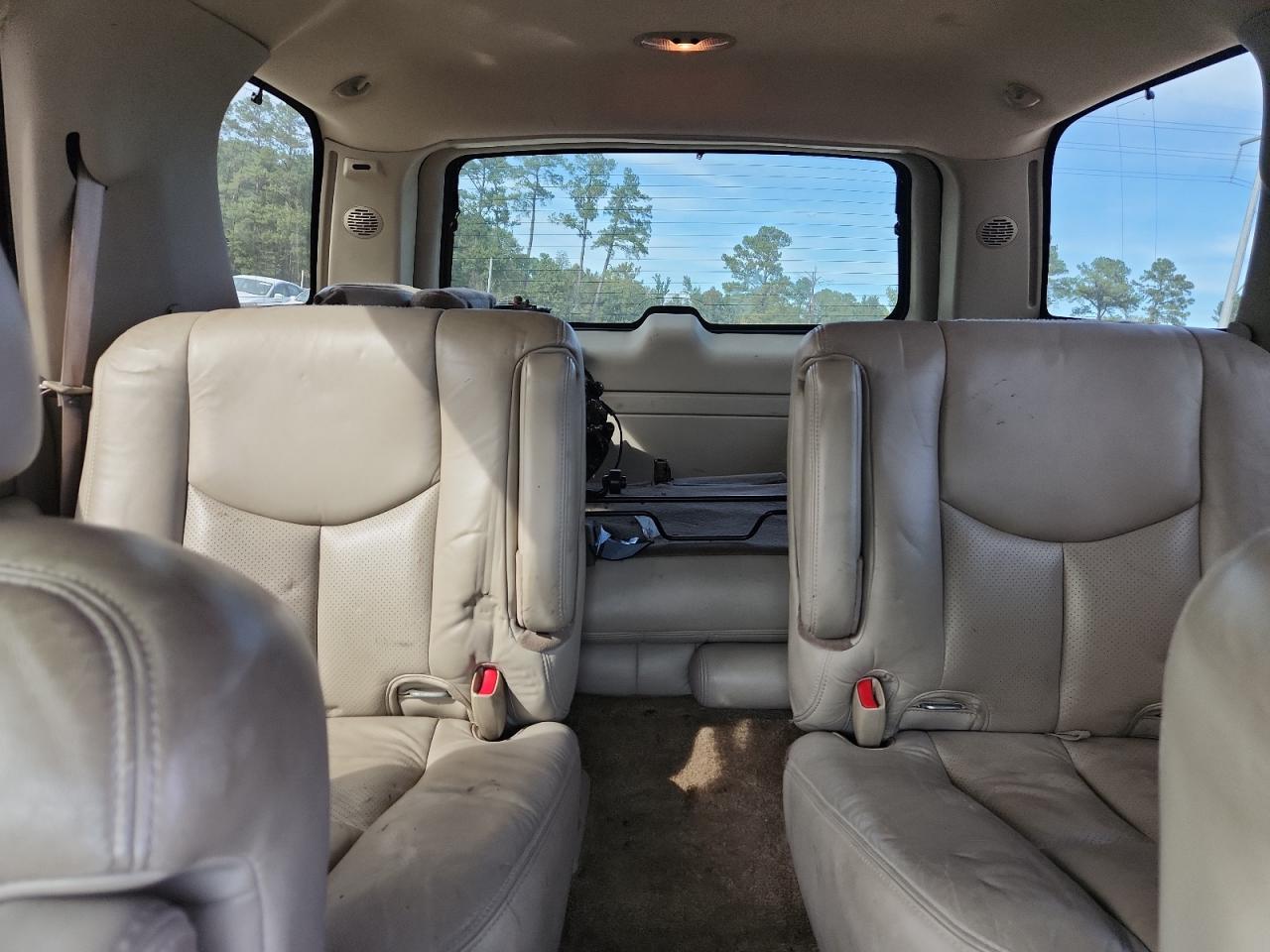 2003 Cadillac Escalade Luxury VIN: 1GYEK63N83R130287 Lot: 89886595