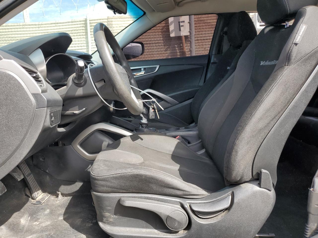 2012 Hyundai Veloster VIN: KMHTC6AD2CU024995 Lot: 82452645