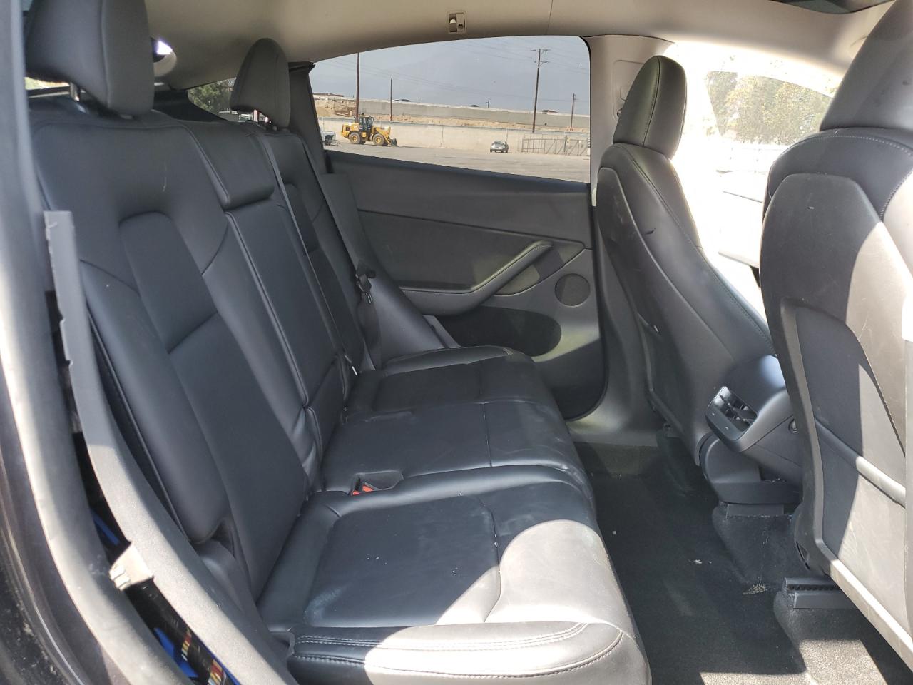 2024 Tesla Model Y VIN: 7SAYGAEE5RF087470 Lot: 84788825