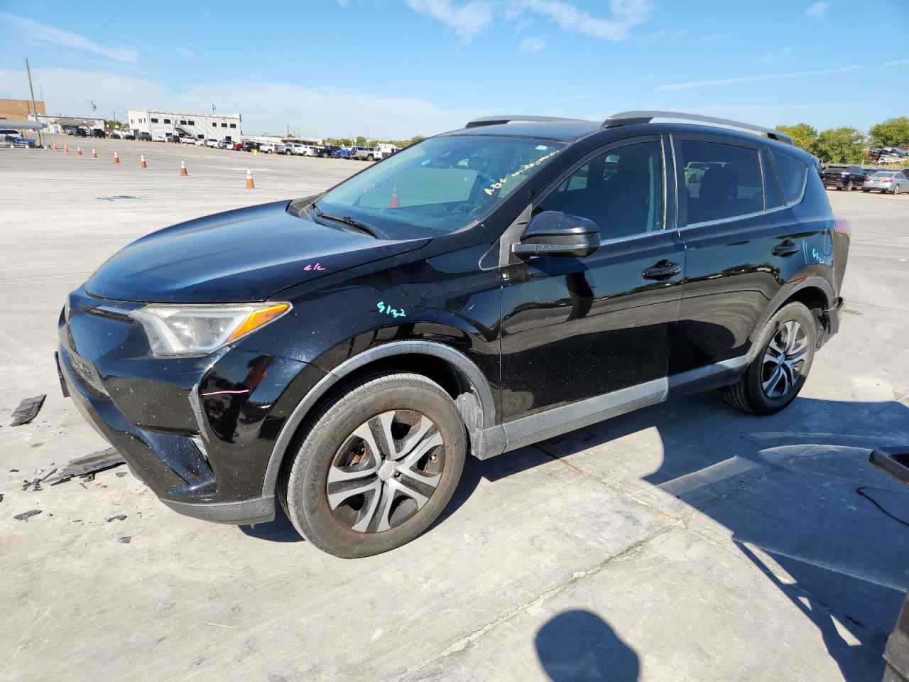 2017 Toyota Rav4 Le VIN: 2T3ZFREV2HW357864 Lot: 82385625