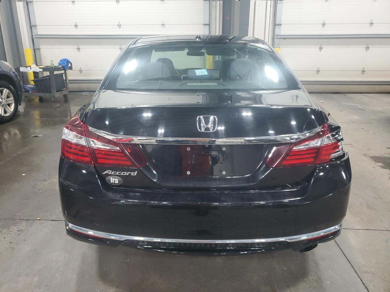 2016 Honda Accord Ex VIN: 1HGCR2F77GA236136 Lot: 86121955