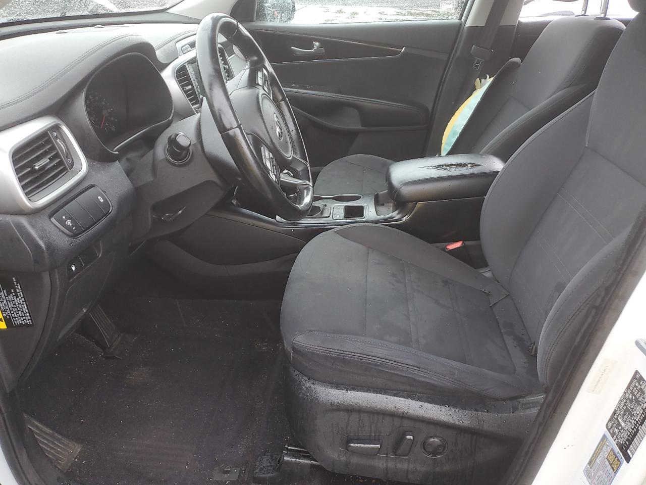 2017 Kia Sorento Lx VIN: 5XYPG4A32HG202550 Lot: 81950805