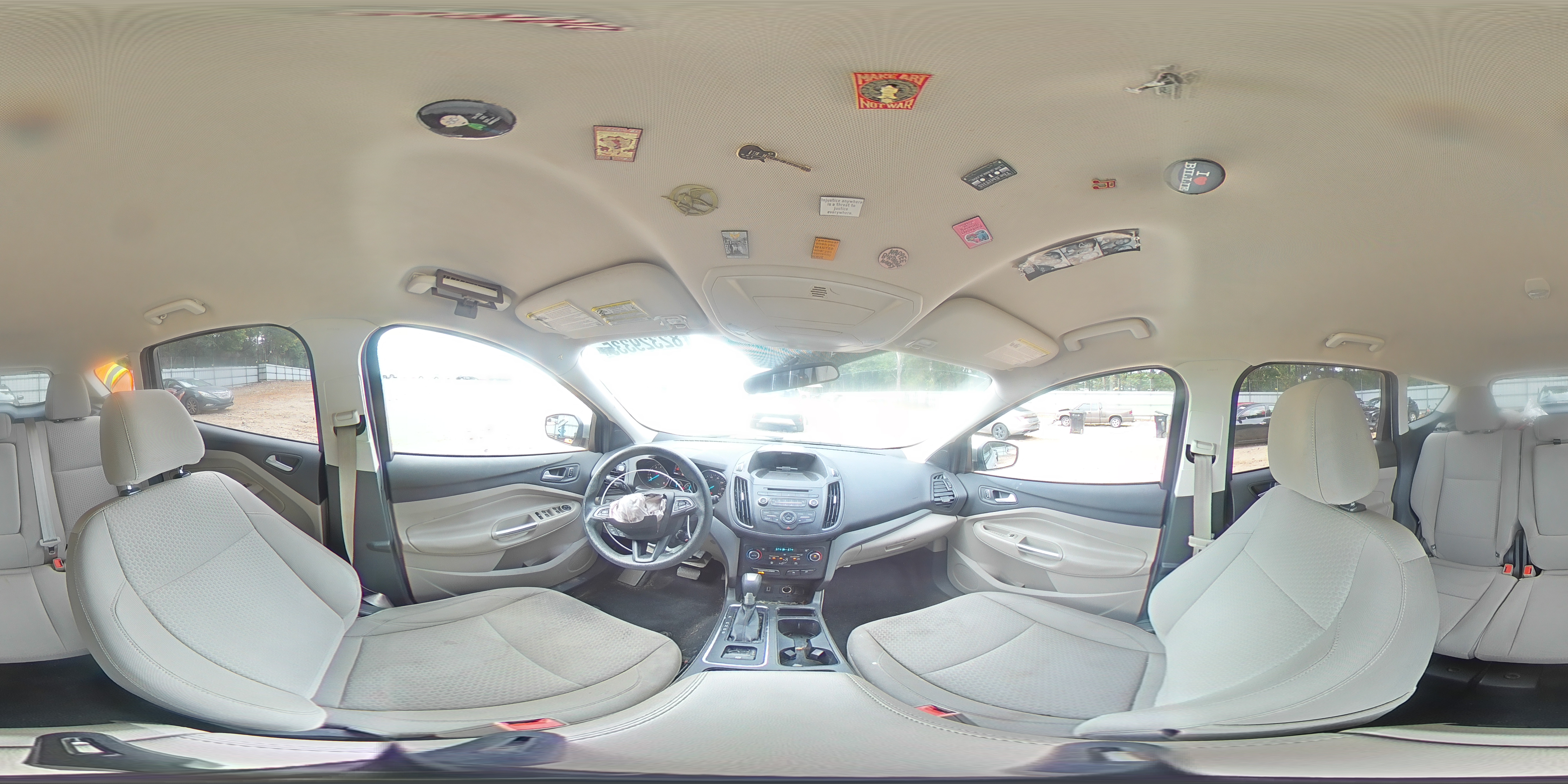 2017 Ford Escape Se VIN: 1FMCU9GD2HUA18921 Lot: 82329335