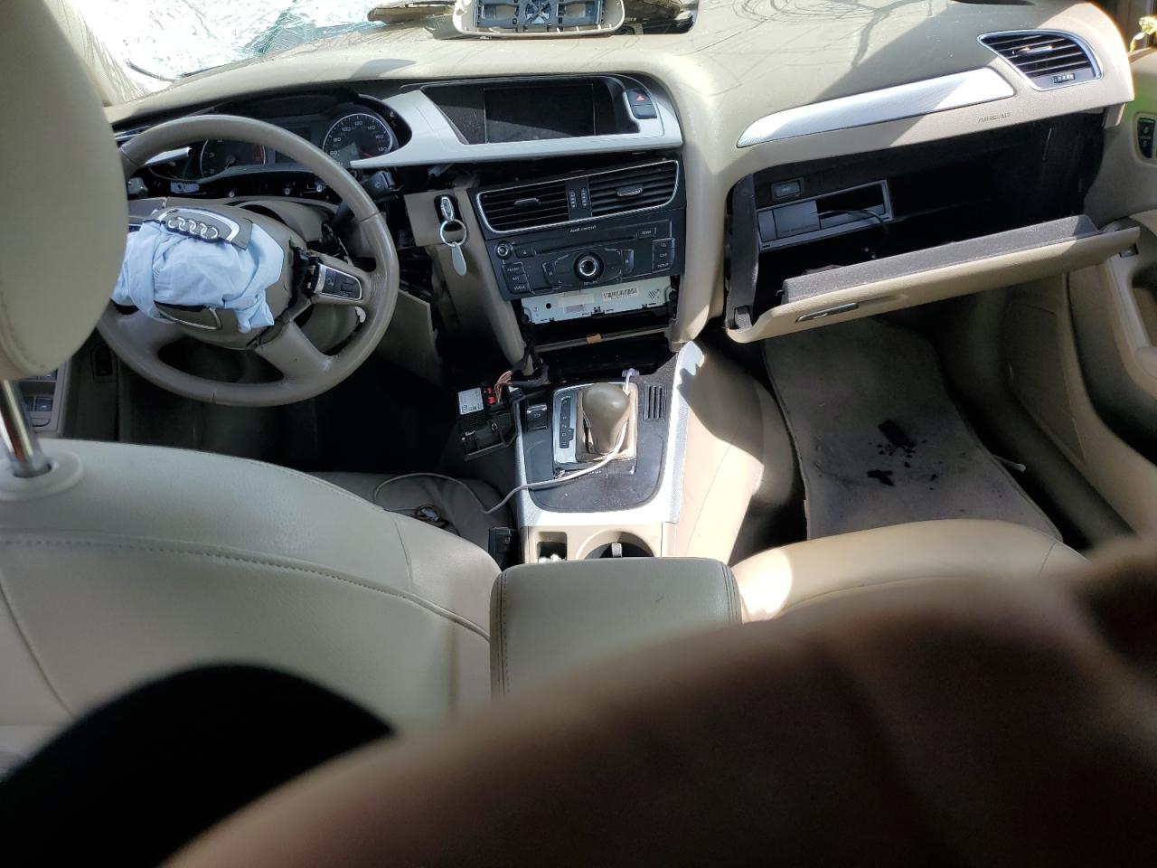 2010 Audi A4 Premium Plus VIN: WAUEFAFL2AN026077 Lot: 82185645