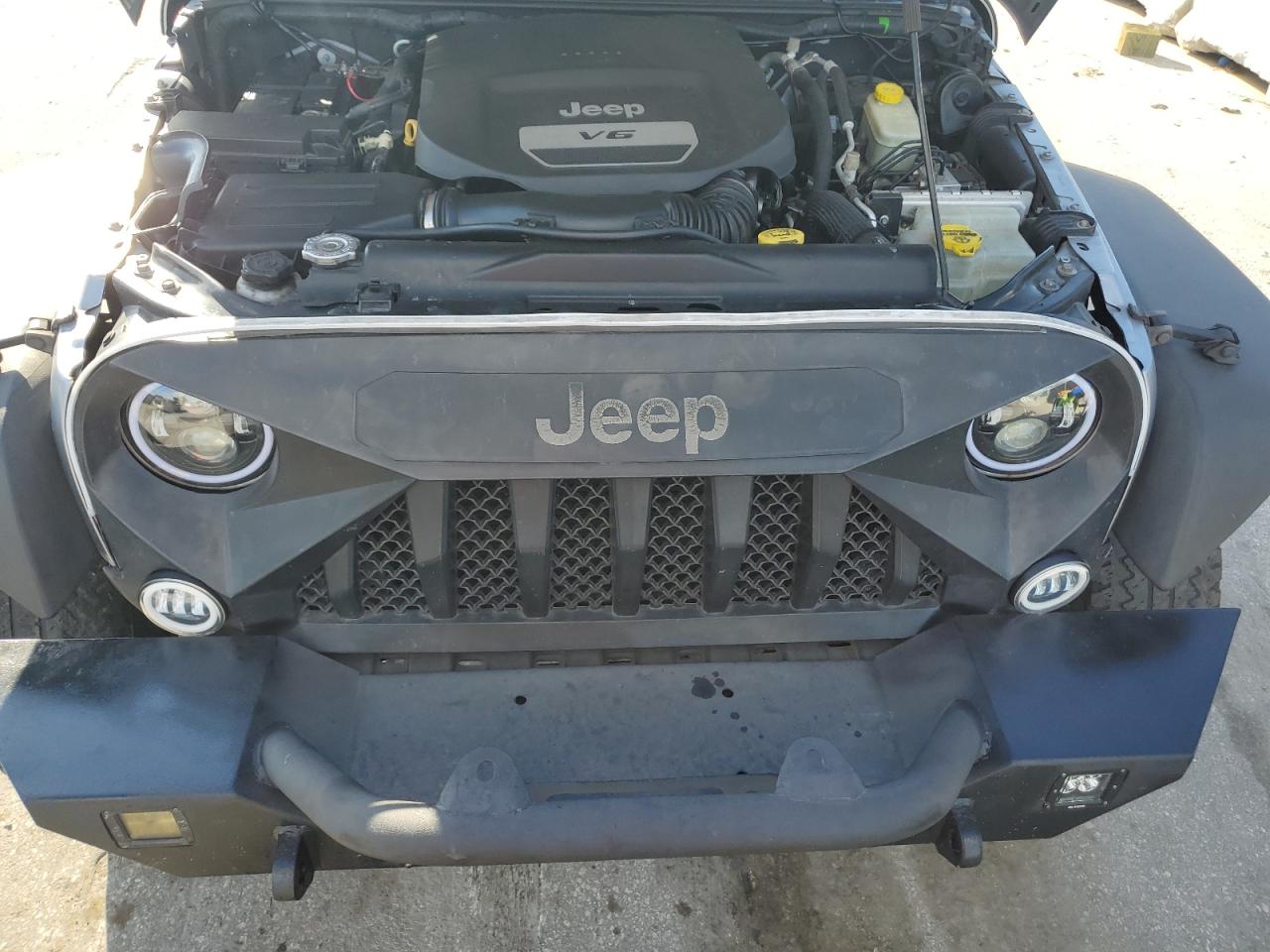 2016 Jeep Wrangler Unlimited Sport VIN: 1C4BJWDG5GL335215 Lot: 87022435