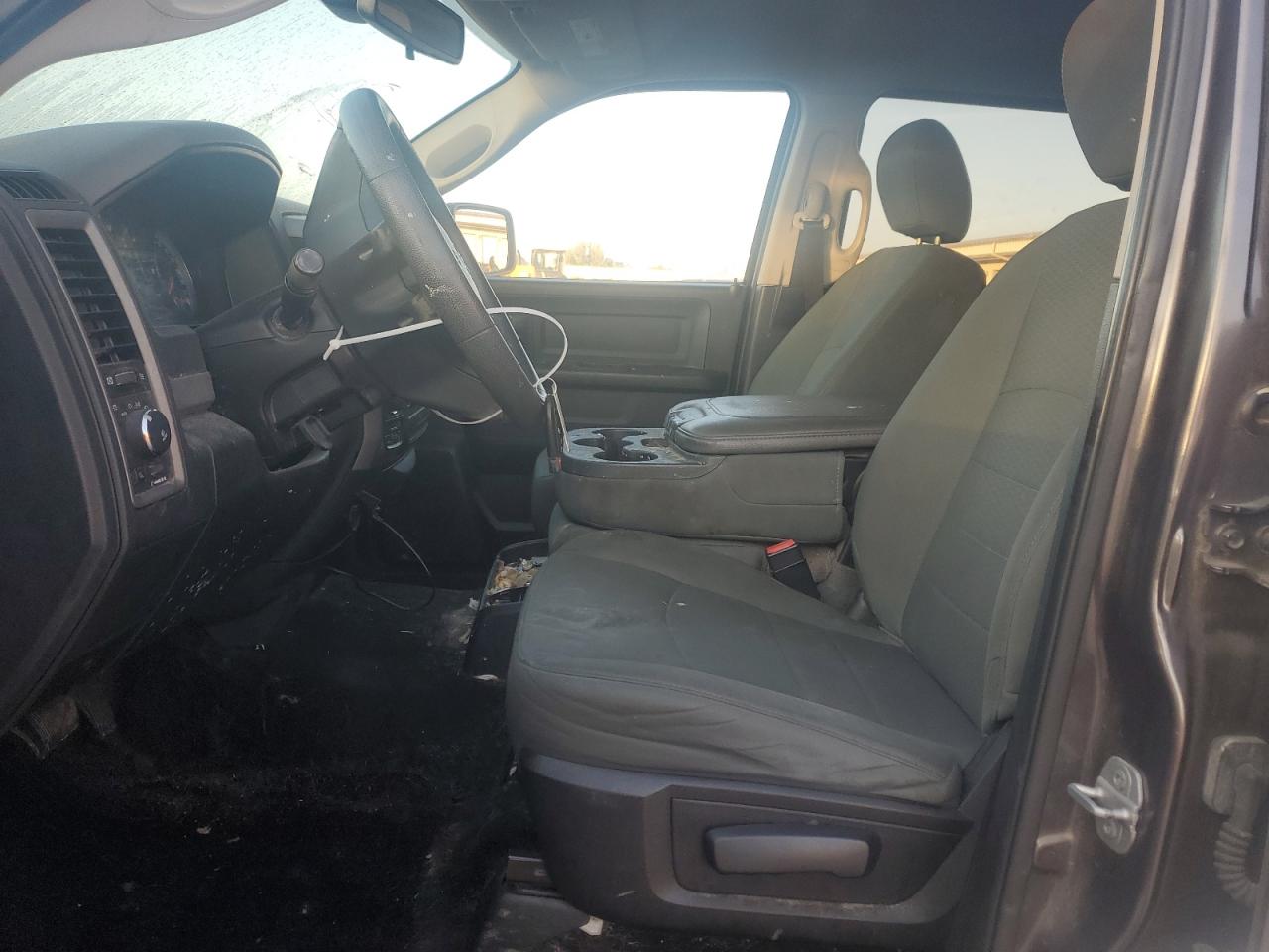 2015 Ram 1500 St VIN: 1C6RR7KG4FS560334 Lot: 84792475