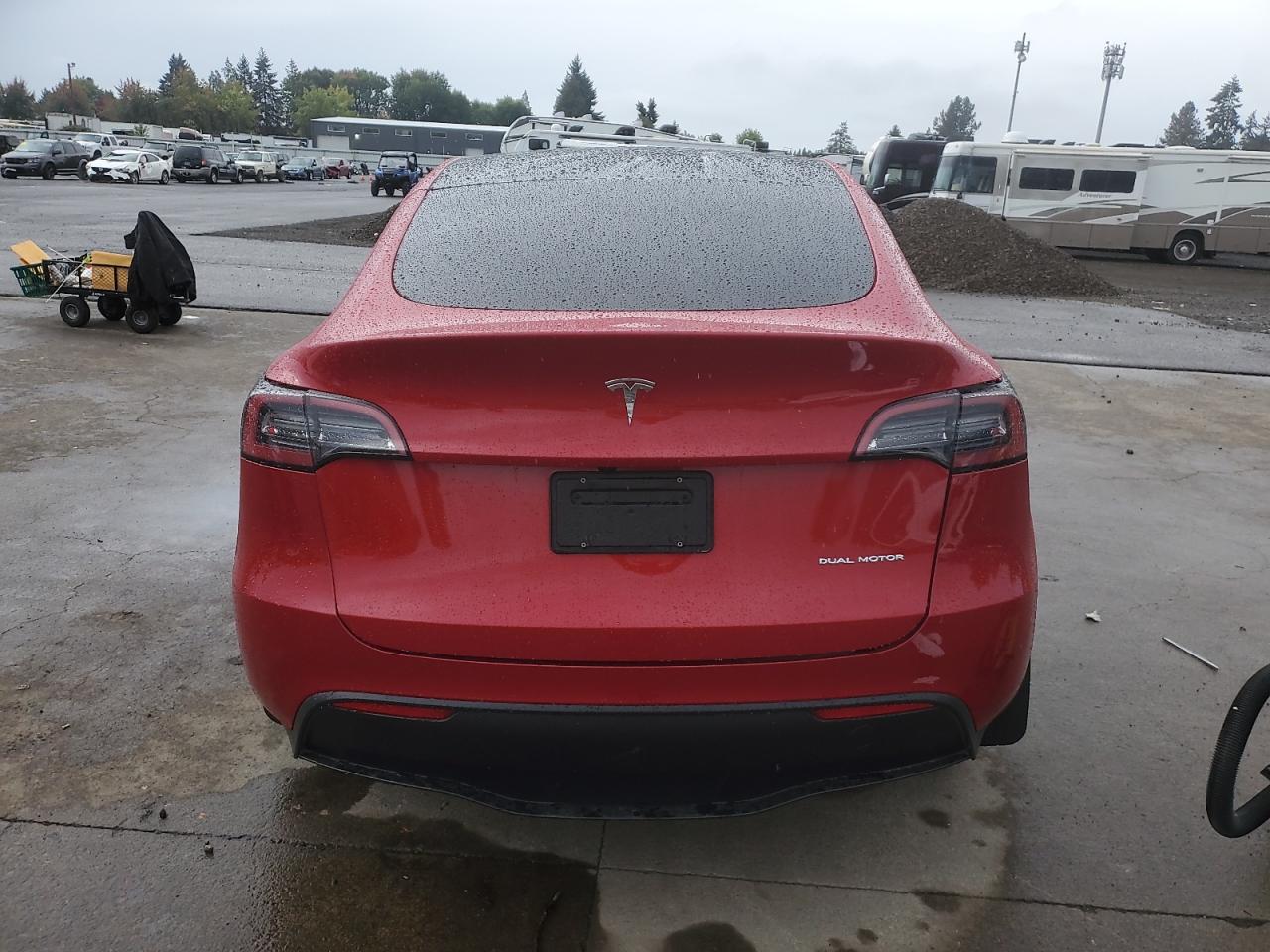 2023 Tesla Model Y VIN: 7SAYGDEE6PF806692 Lot: 86134445