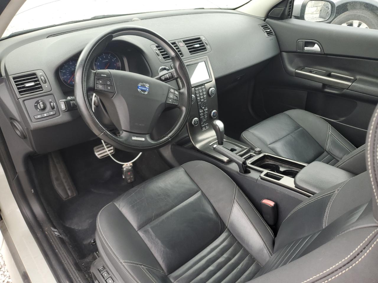 2011 Volvo C30 T5 VIN: YV1672MK2B2209240 Lot: 81960985