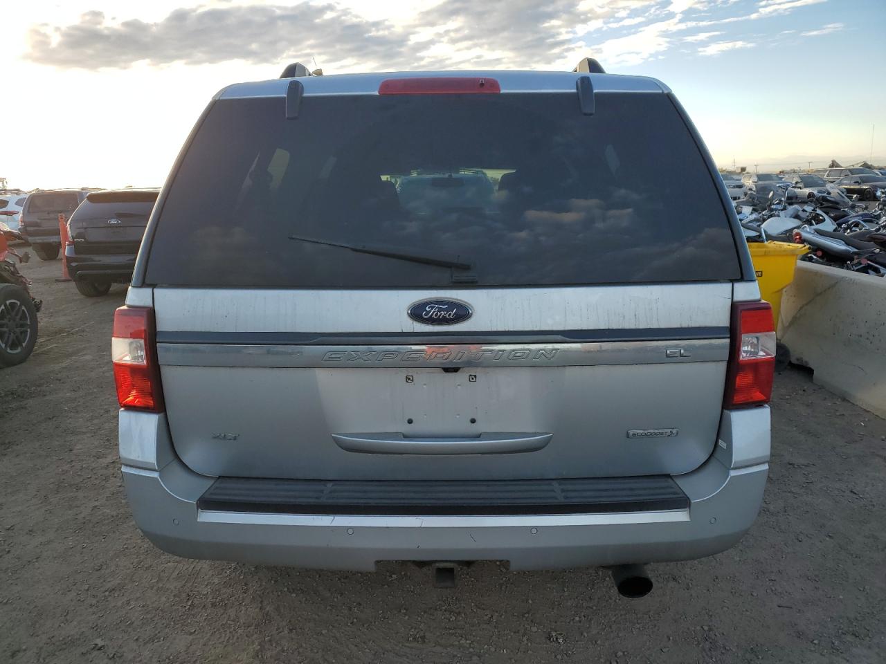 2016 Ford Expedition El Xlt VIN: 1FMJK1JT2GEF50273 Lot: 89717435