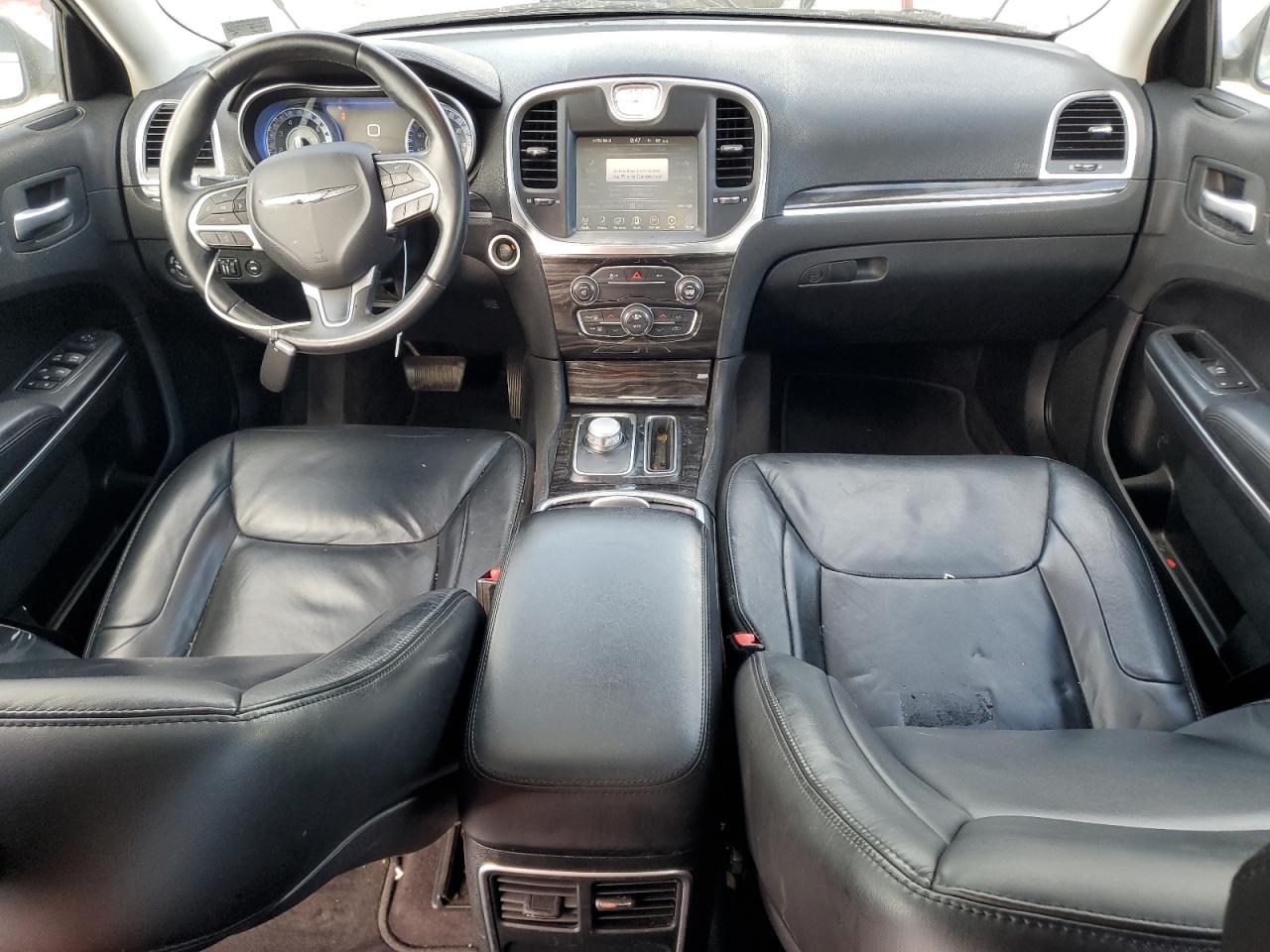 2016 Chrysler 300 Limited VIN: 2C3CCAAG6GH358347 Lot: 84008065