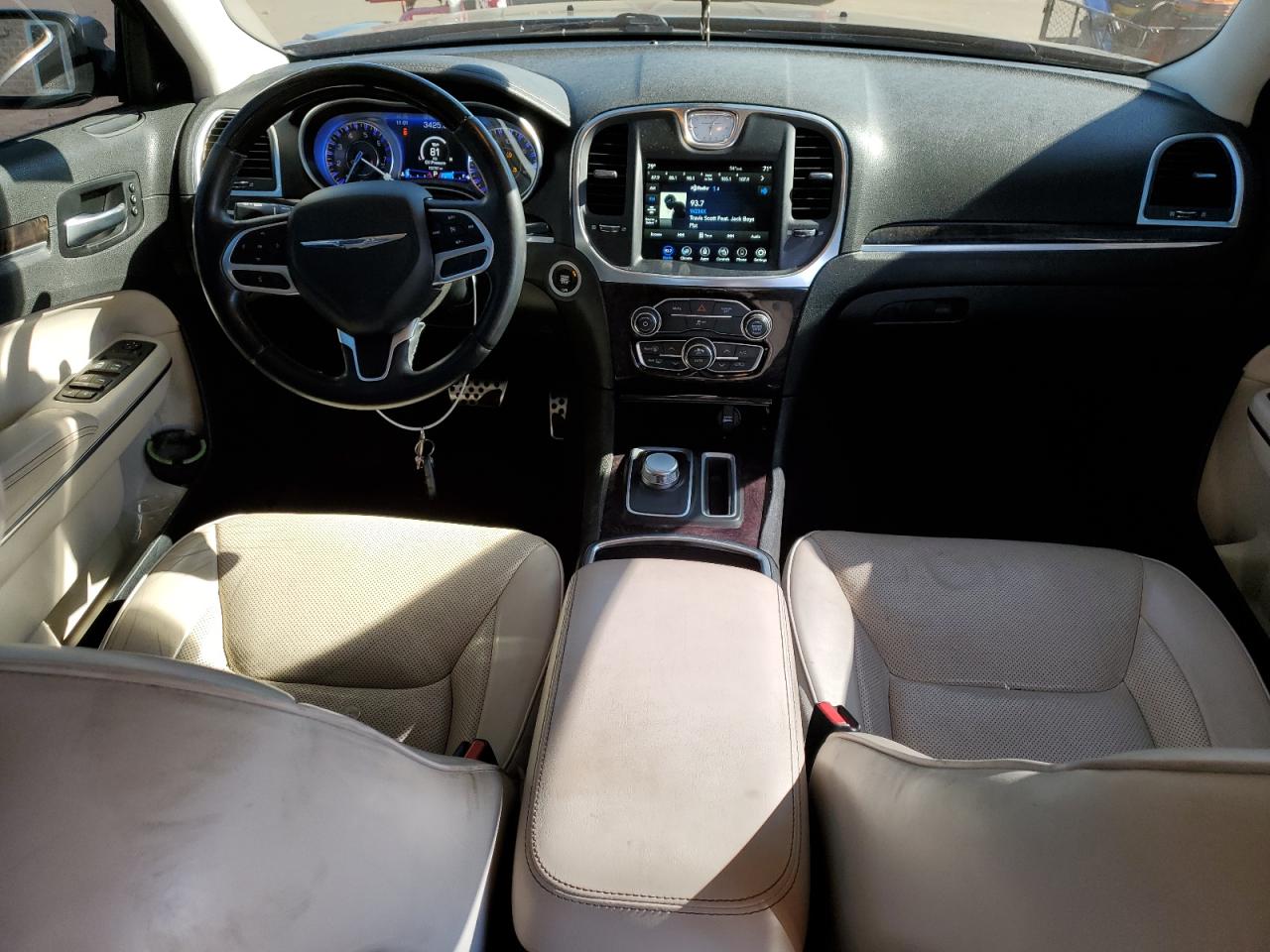 2018 Chrysler 300 Limited VIN: 2C3CCAKG7JH160253 Lot: 82302975