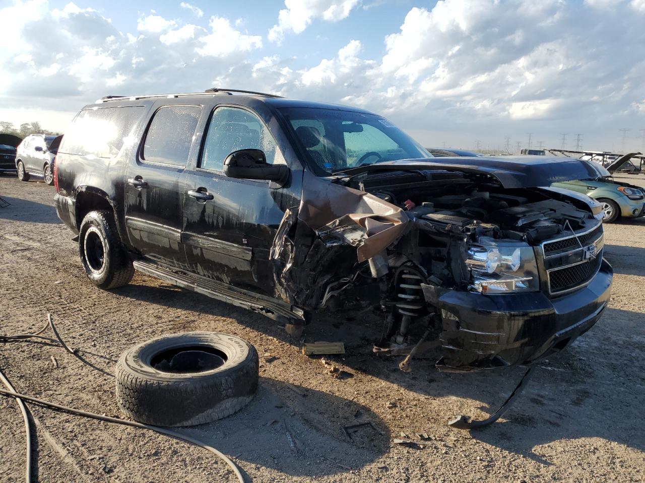 2011 Chevrolet Suburban C1500 Ls VIN: 1GNSCHE04BR199387 Lot: 85268875