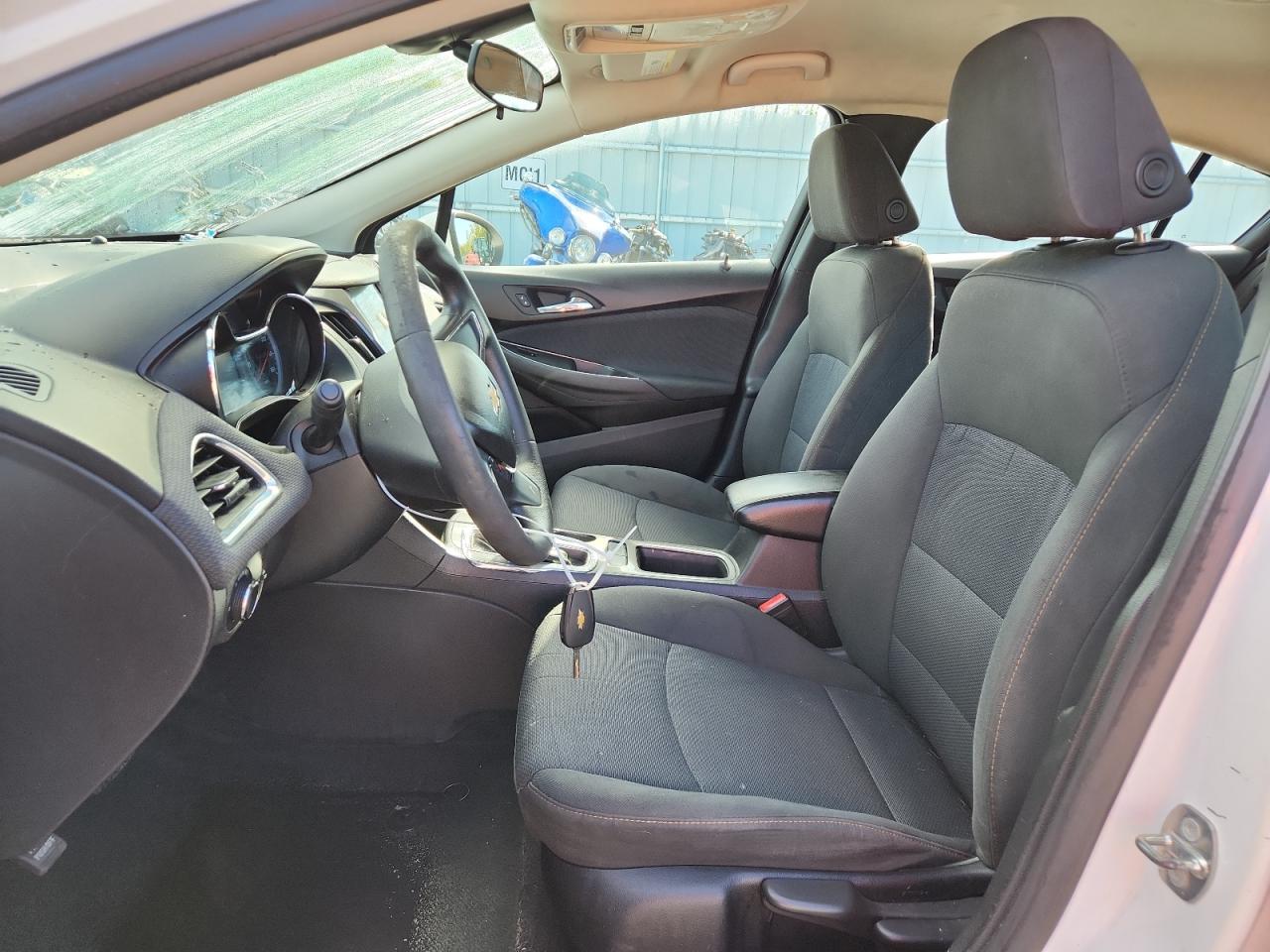 2018 Chevrolet Cruze Ls VIN: 1G1BC5SM5J7129169 Lot: 84905975
