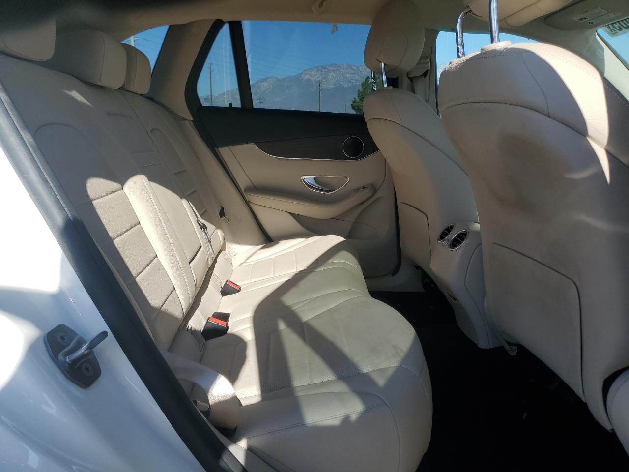 2020 Mercedes-Benz Glc 300 VIN: W1N0G8DB7LV256142 Lot: 82696005