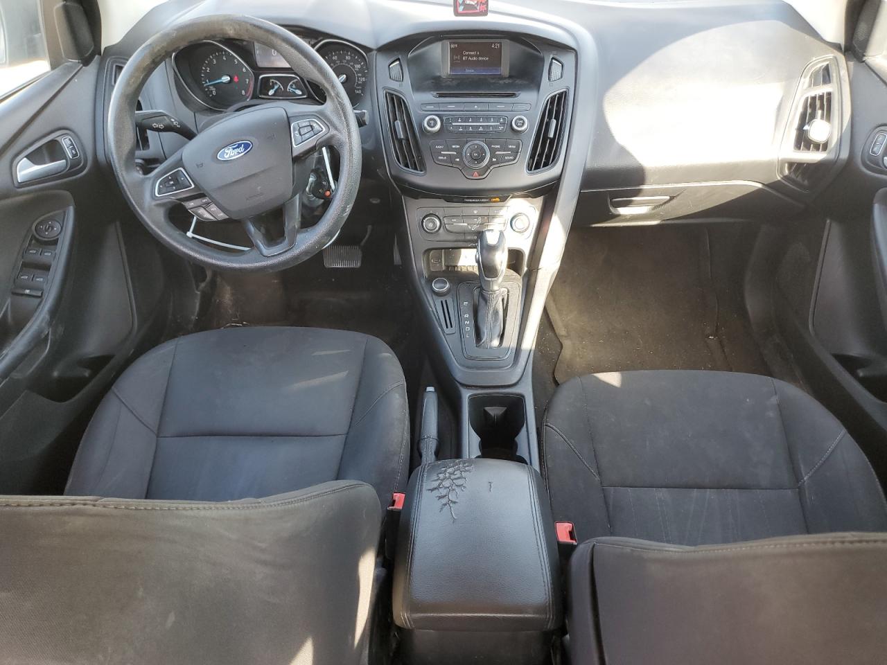 2016 Ford Focus Se VIN: 1FADP3F24GL247737 Lot: 81472375