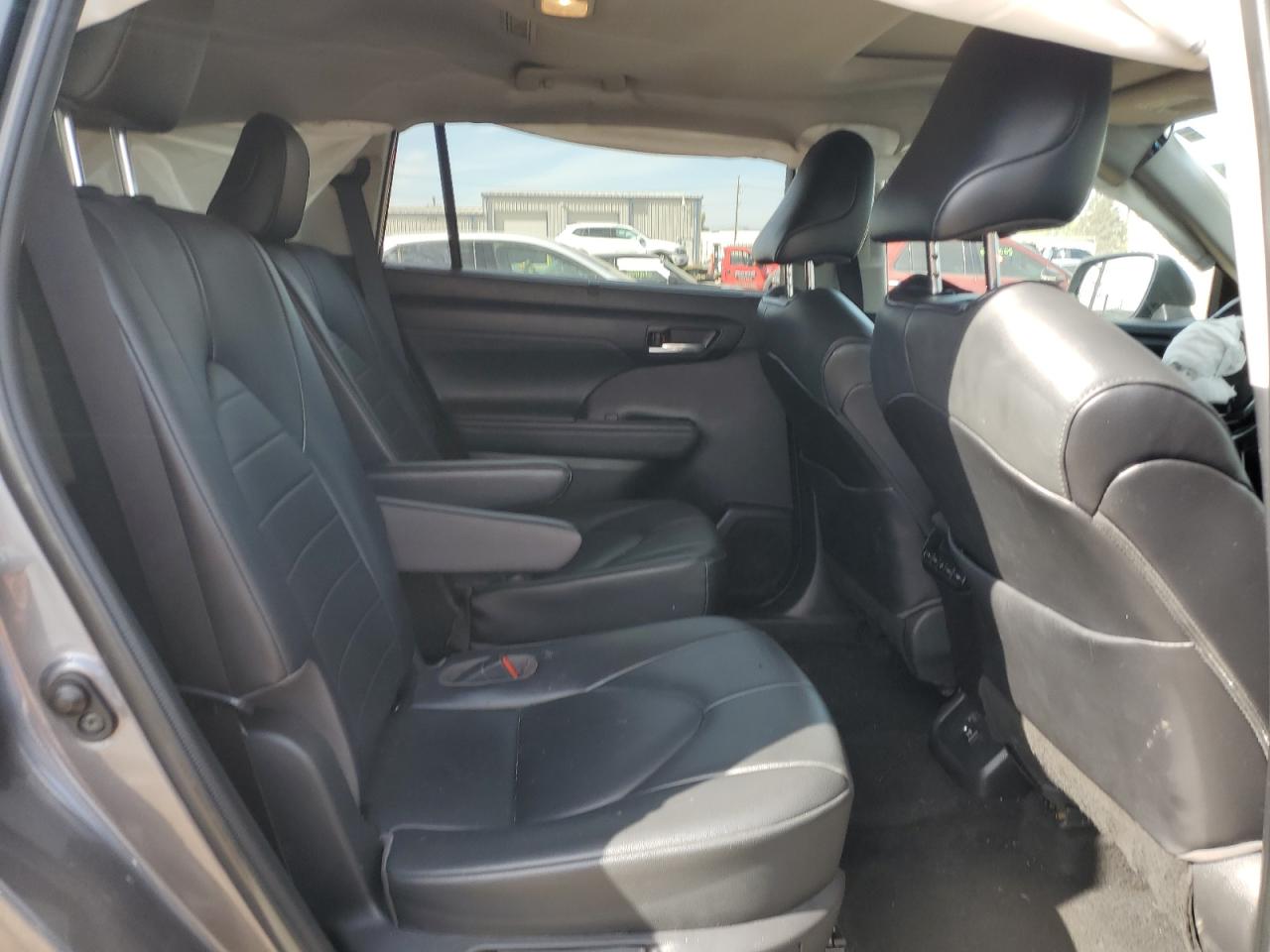 2021 Toyota Highlander Xle VIN: 5TDGZRBH3MS544121 Lot: 84581795