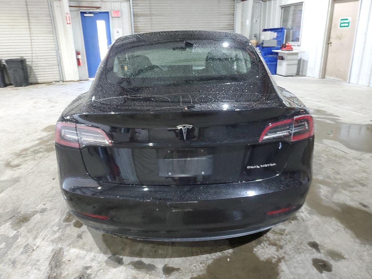 2018 Tesla Model 3 VIN: 5YJ3E1EB0JF093992 Lot: 87238215