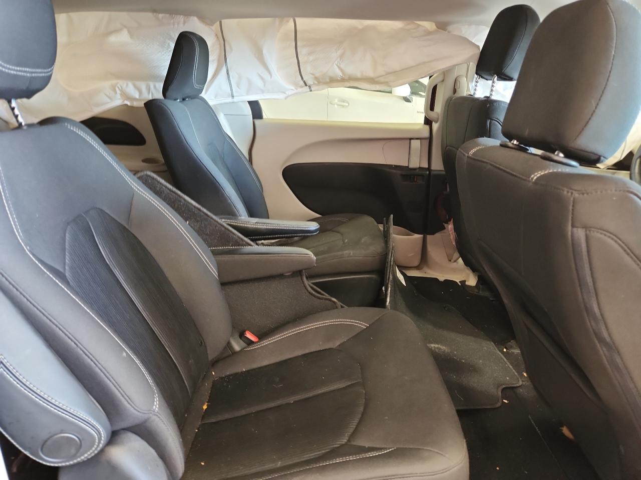 2020 Chrysler Voyager Lx VIN: 2C4RC1CG8LR116862 Lot: 90532165