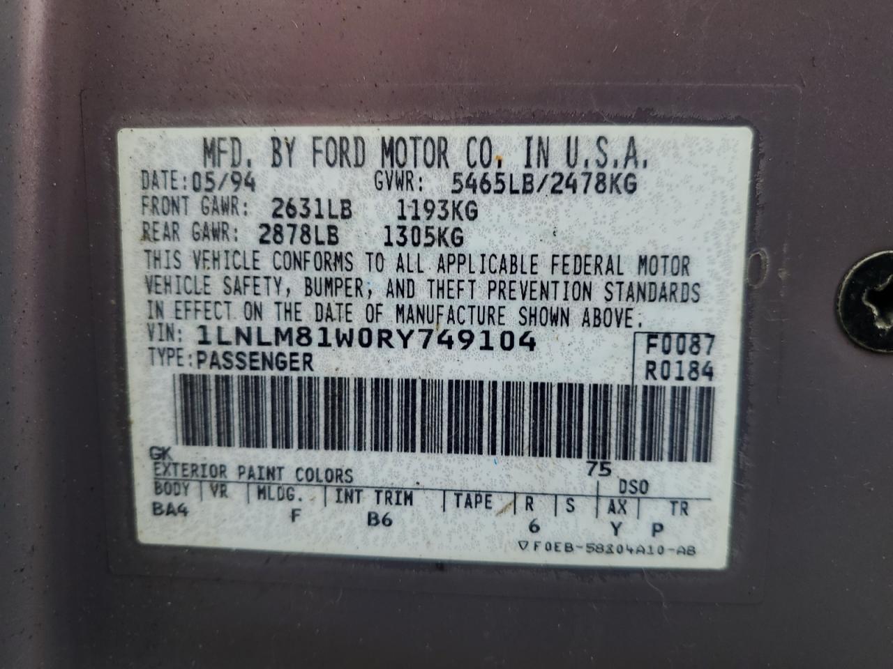 1994 Lincoln Town Car Executive VIN: 1LNLM81W0RY749104 Lot: 86823095