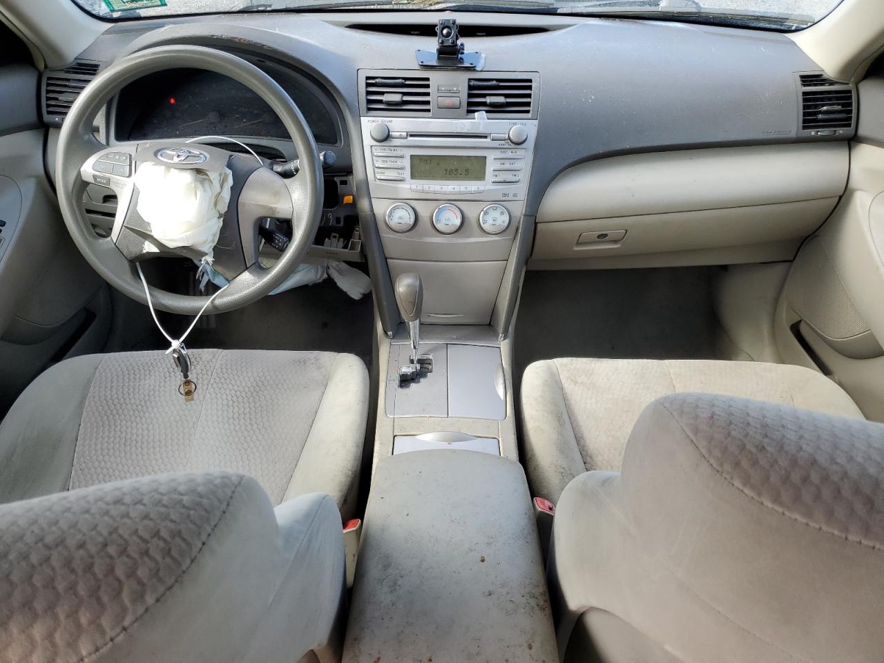 2010 Toyota Camry Base VIN: 4T4BF3EKXAR013028 Lot: 82397365