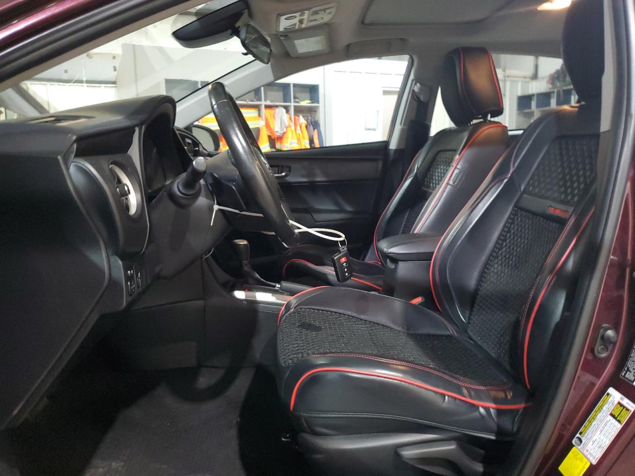 2017 Toyota Corolla L VIN: 5YFBURHE7HP597425 Lot: 84953565