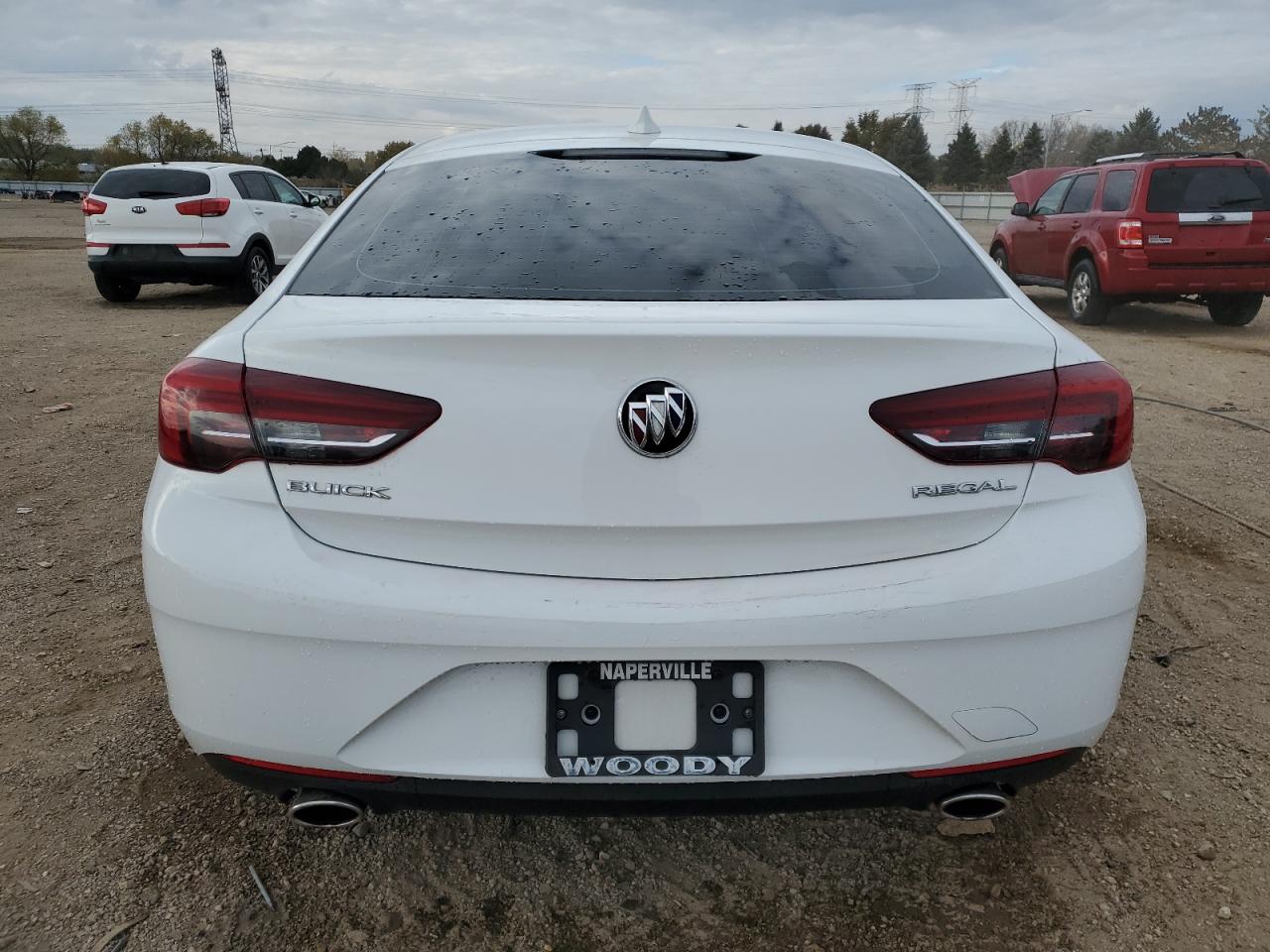 2018 Buick Regal Essence VIN: W04GP6SX5J1124780 Lot: 90852745