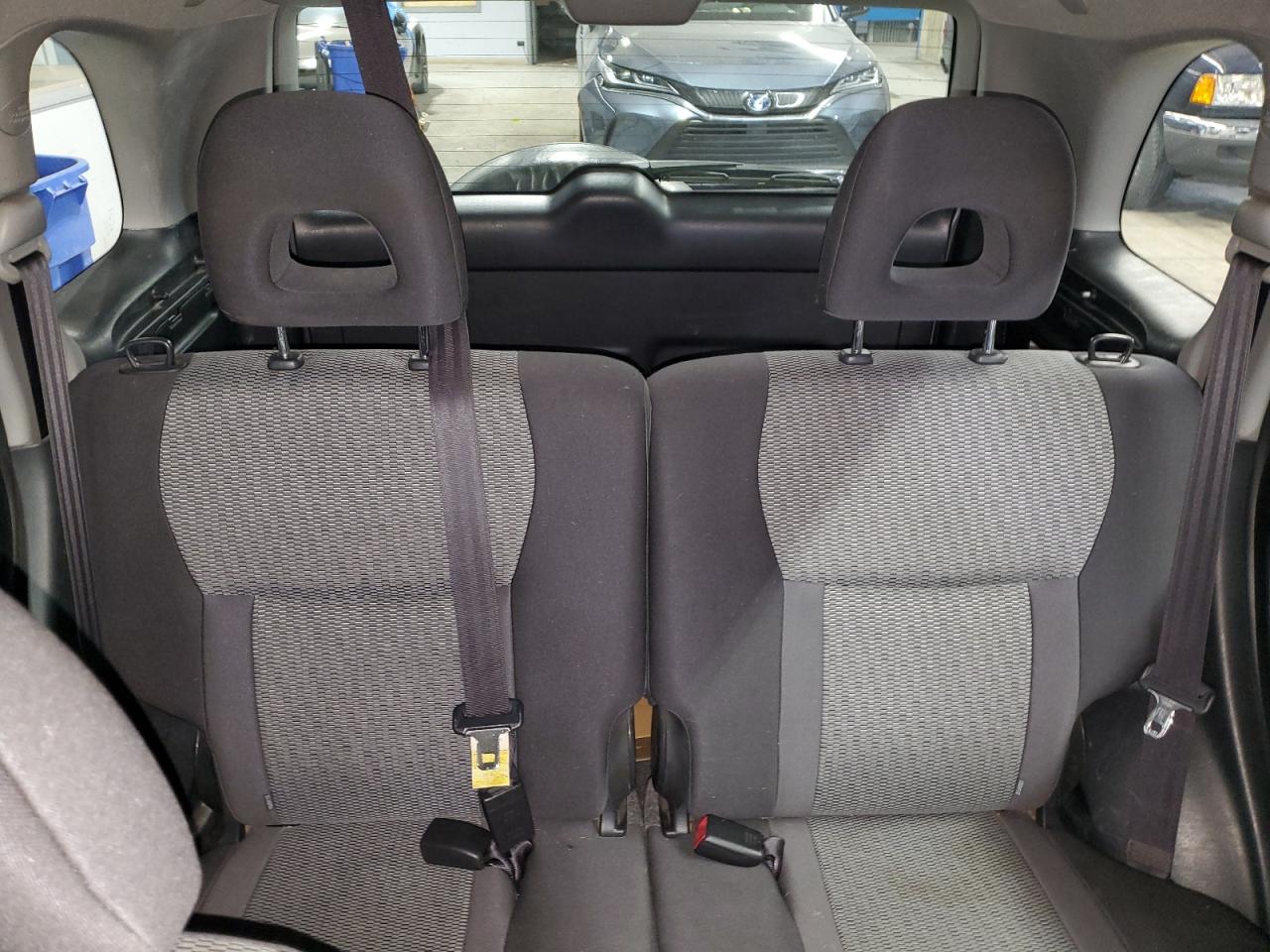 2005 Toyota Rav4 VIN: JTEGD20V350051389 Lot: 85731175