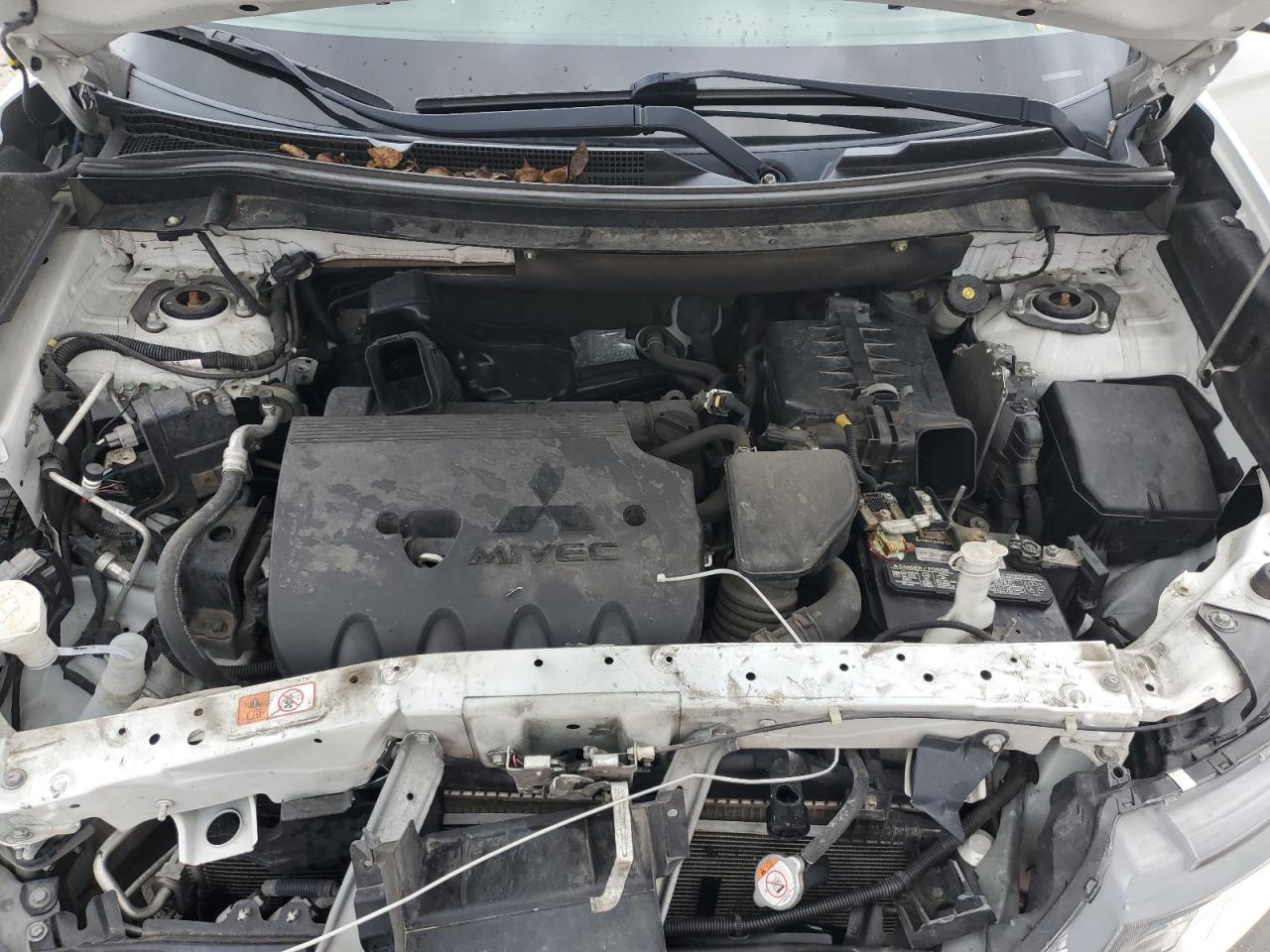 2018 Mitsubishi Outlander Se VIN: JA4AD3A30JZ051895 Lot: 90431915