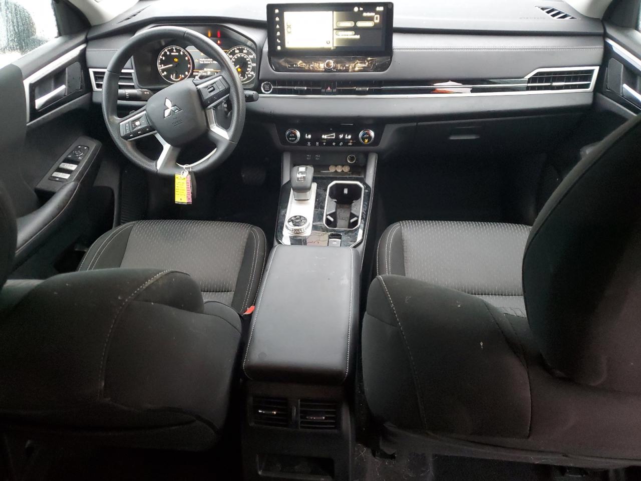 2025 Mitsubishi Outlander Es VIN: JA4J3UA82SZ024509 Lot: 89457205