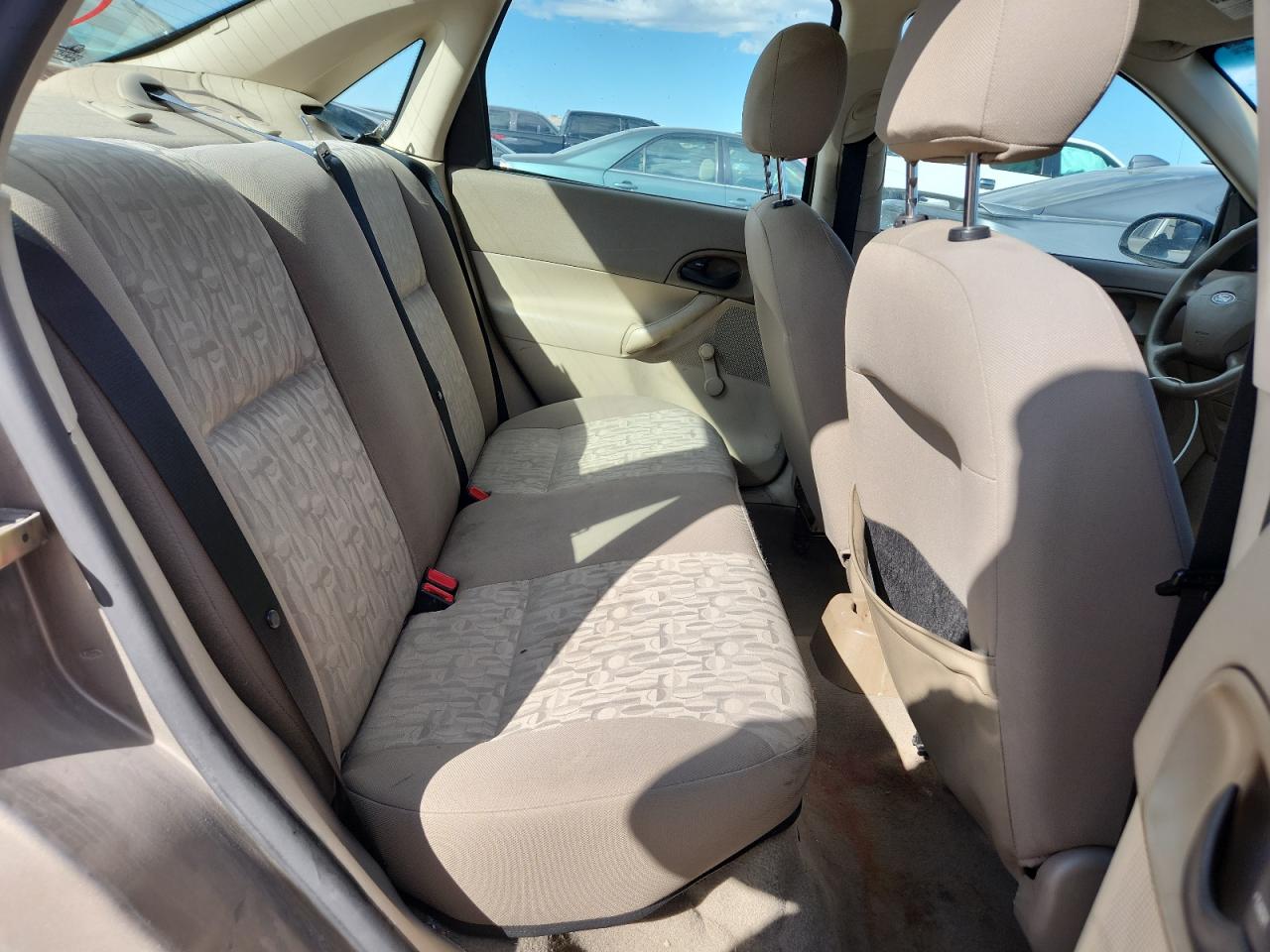 2005 Ford Focus Zx4 VIN: 1FAFP34N85W138425 Lot: 86188915