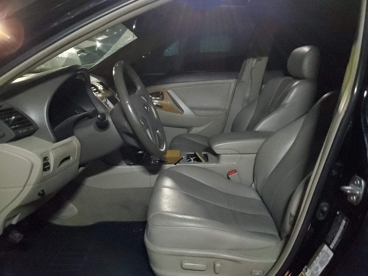 2007 Toyota Camry Le VIN: 4T1BK46K27U037715 Lot: 85593105