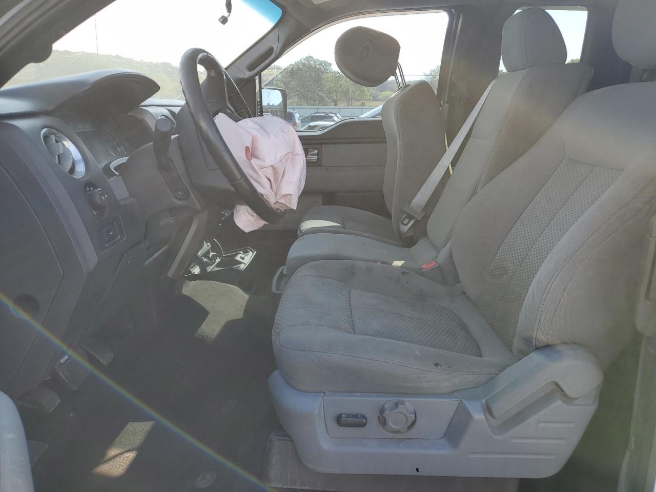 2014 Ford F150 Super Cab VIN: 1FTFX1EF5EKF69074 Lot: 81993595