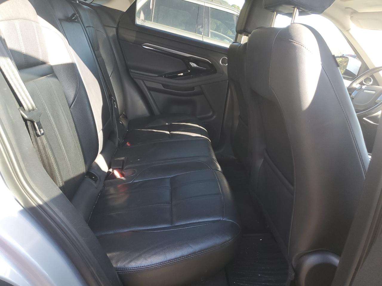 2020 Land Rover Range Rover Evoque Se VIN: SALZP2FXXLH039373 Lot: 84573735