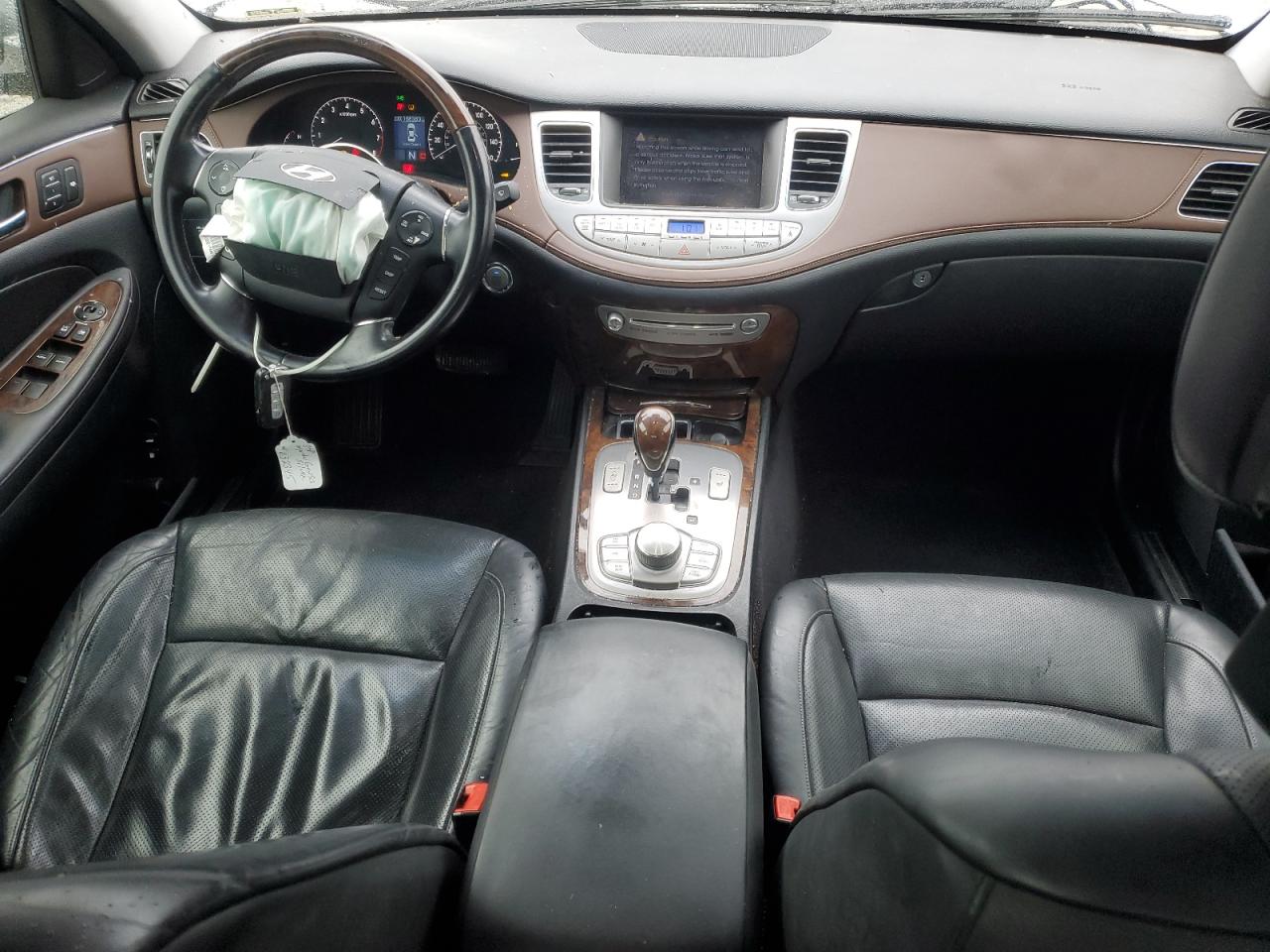 2009 Hyundai Genesis 4.6L VIN: KMHGC46F29U032345 Lot: 90406945